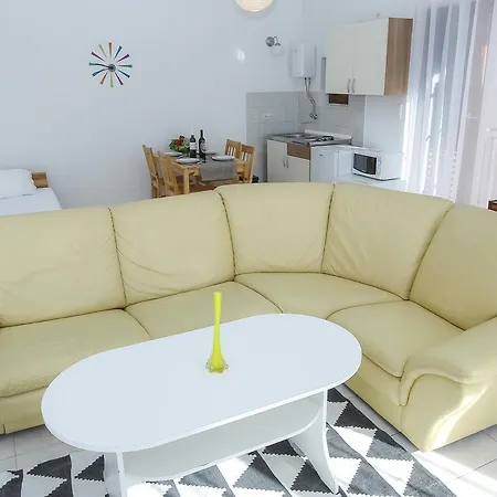 Apartment Amee *